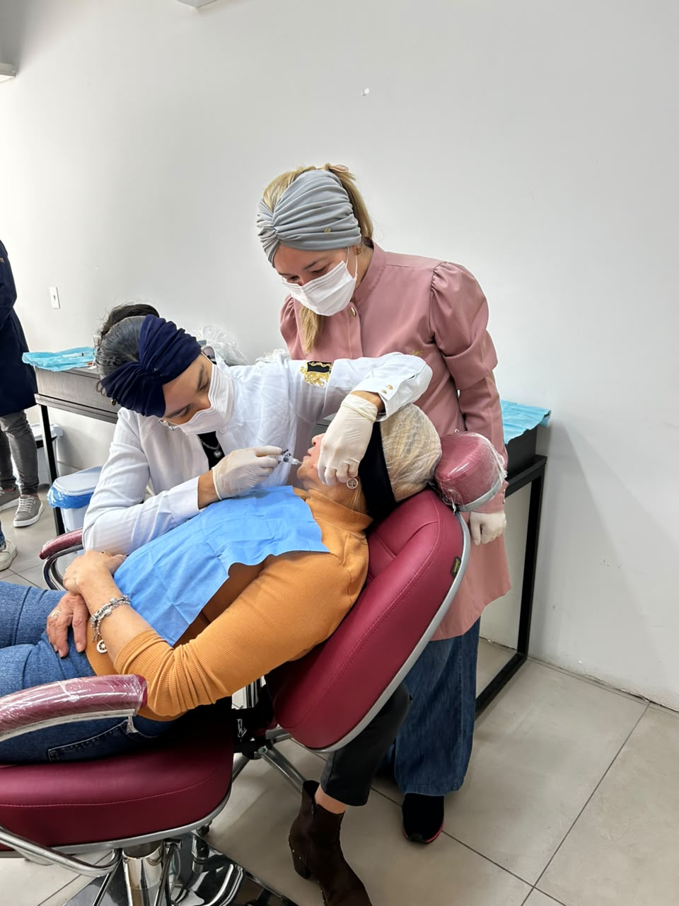 Dra. Aline Lima — foto 17 da galeria de bastidores, atendimentos e formações
